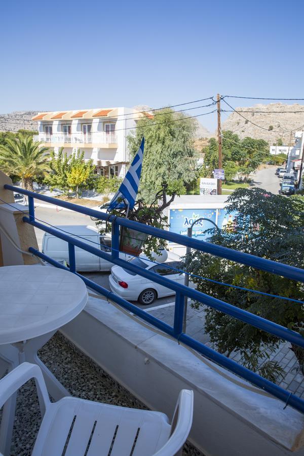 Harriet Studios CCharaki Buitenkant foto